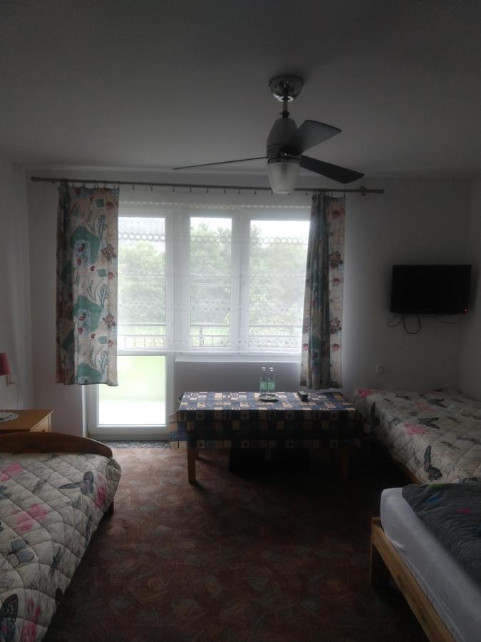 Pokoje Roznow Otel Dış mekan fotoğraf